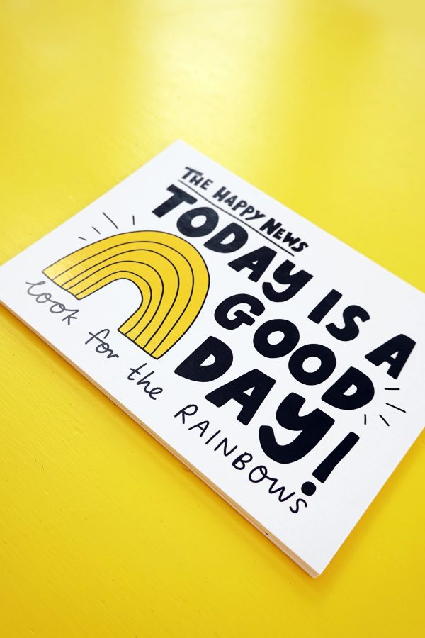 Pack of 10 Happy News Postcards - Image 4